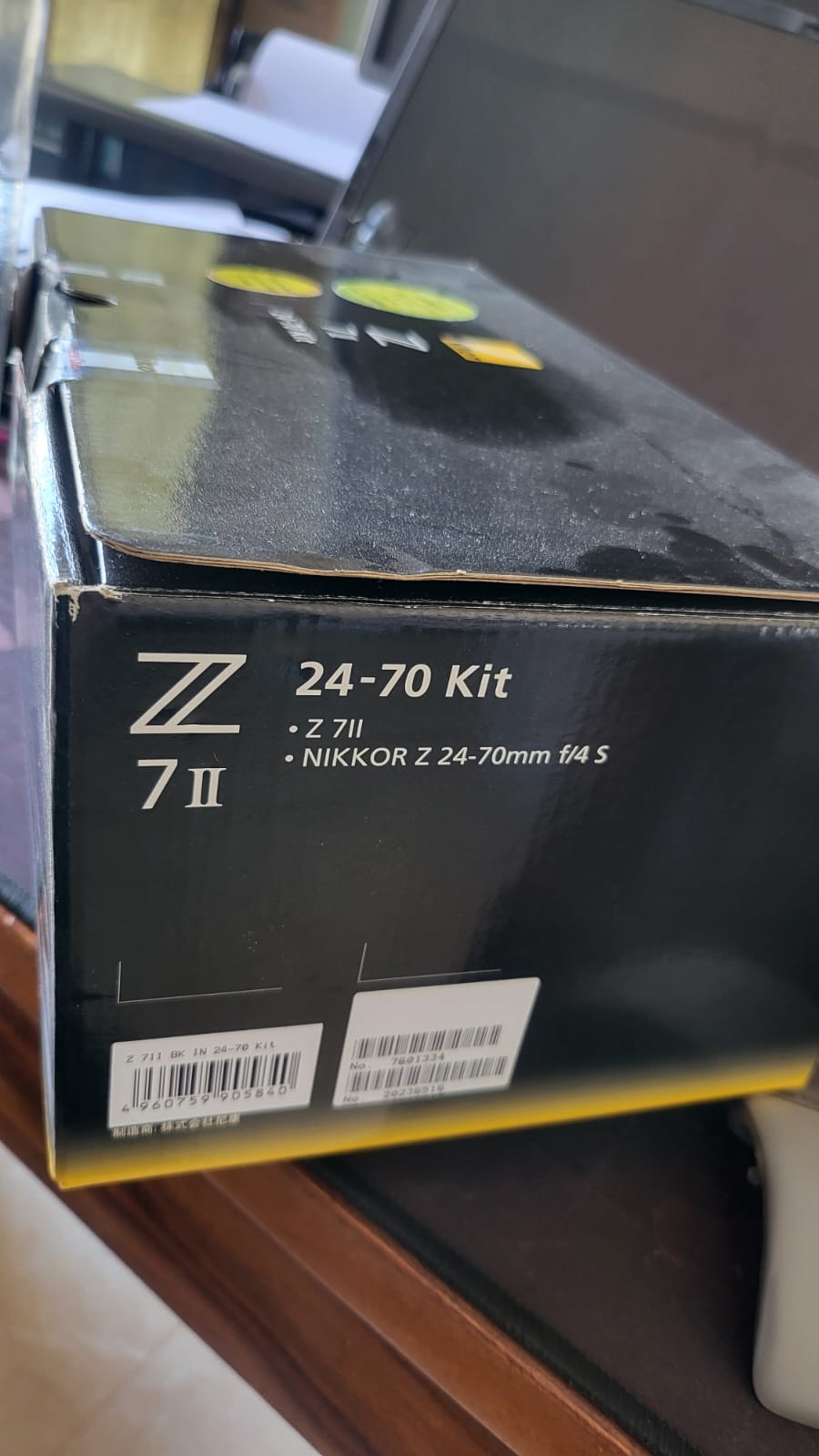 Nikon Z7 II Camera 24 - 70 Kit ( Mirrorless )